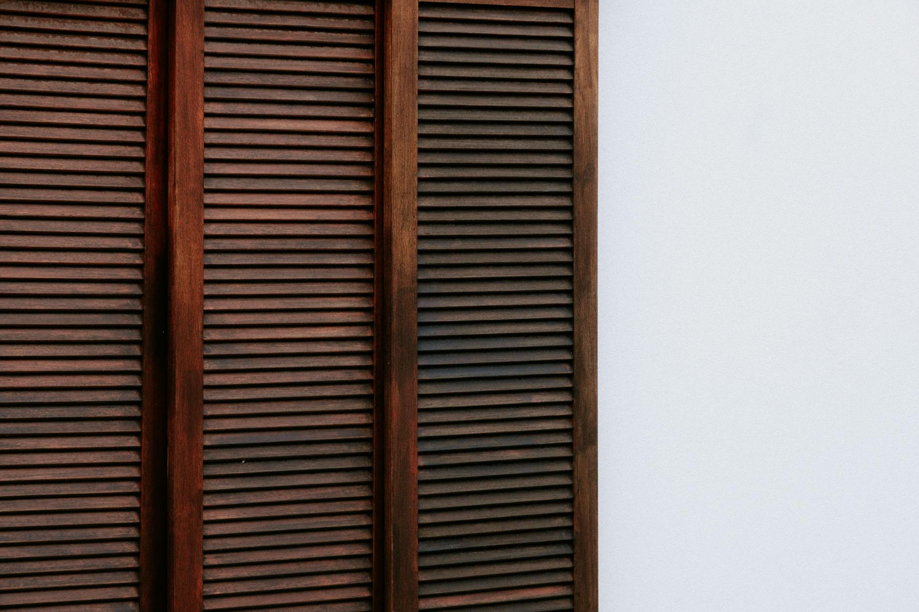 Plantation Shutter Price Ranges by Material (2024)
