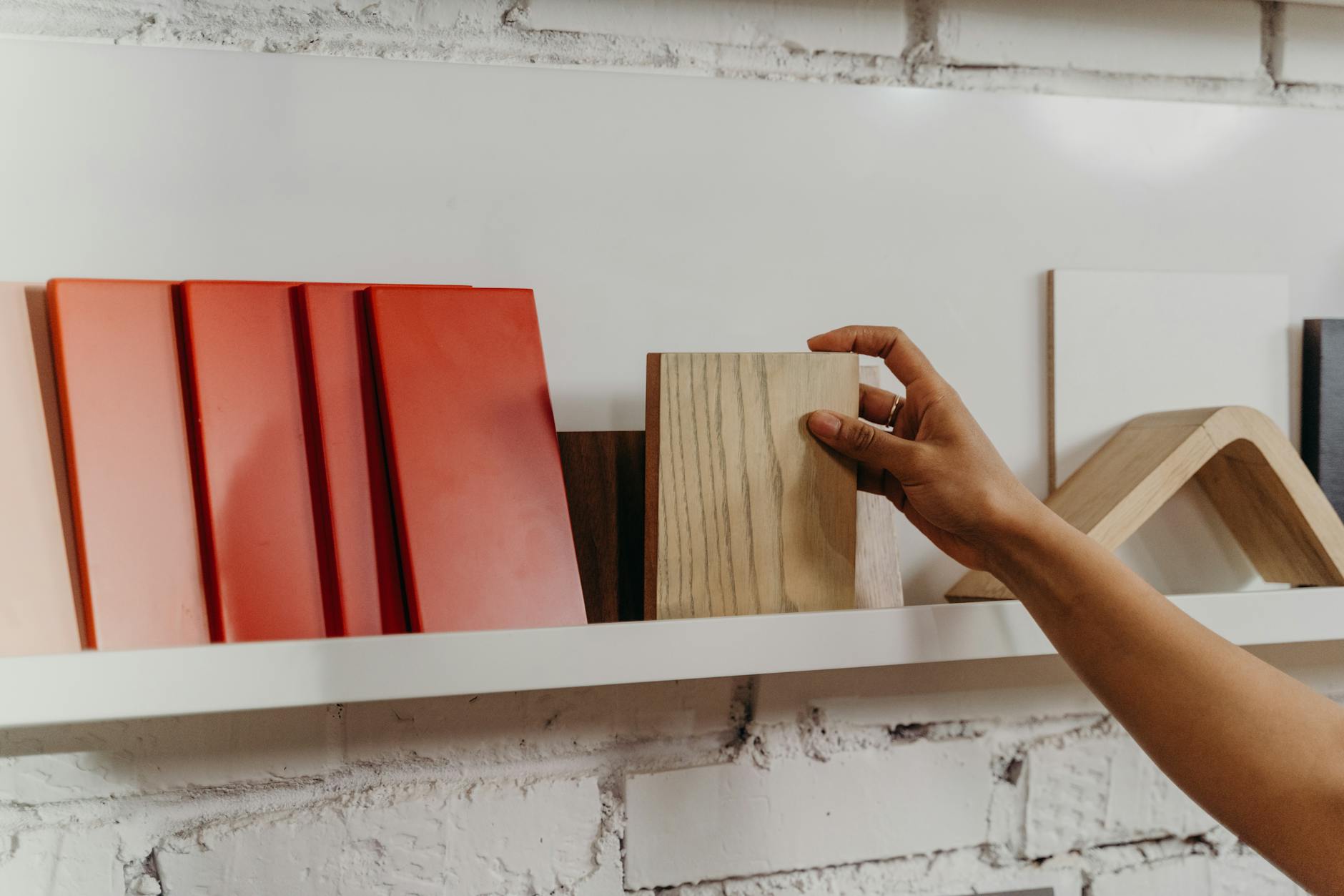 Choosing the Right Material: Wood, Faux Wood, and Composite