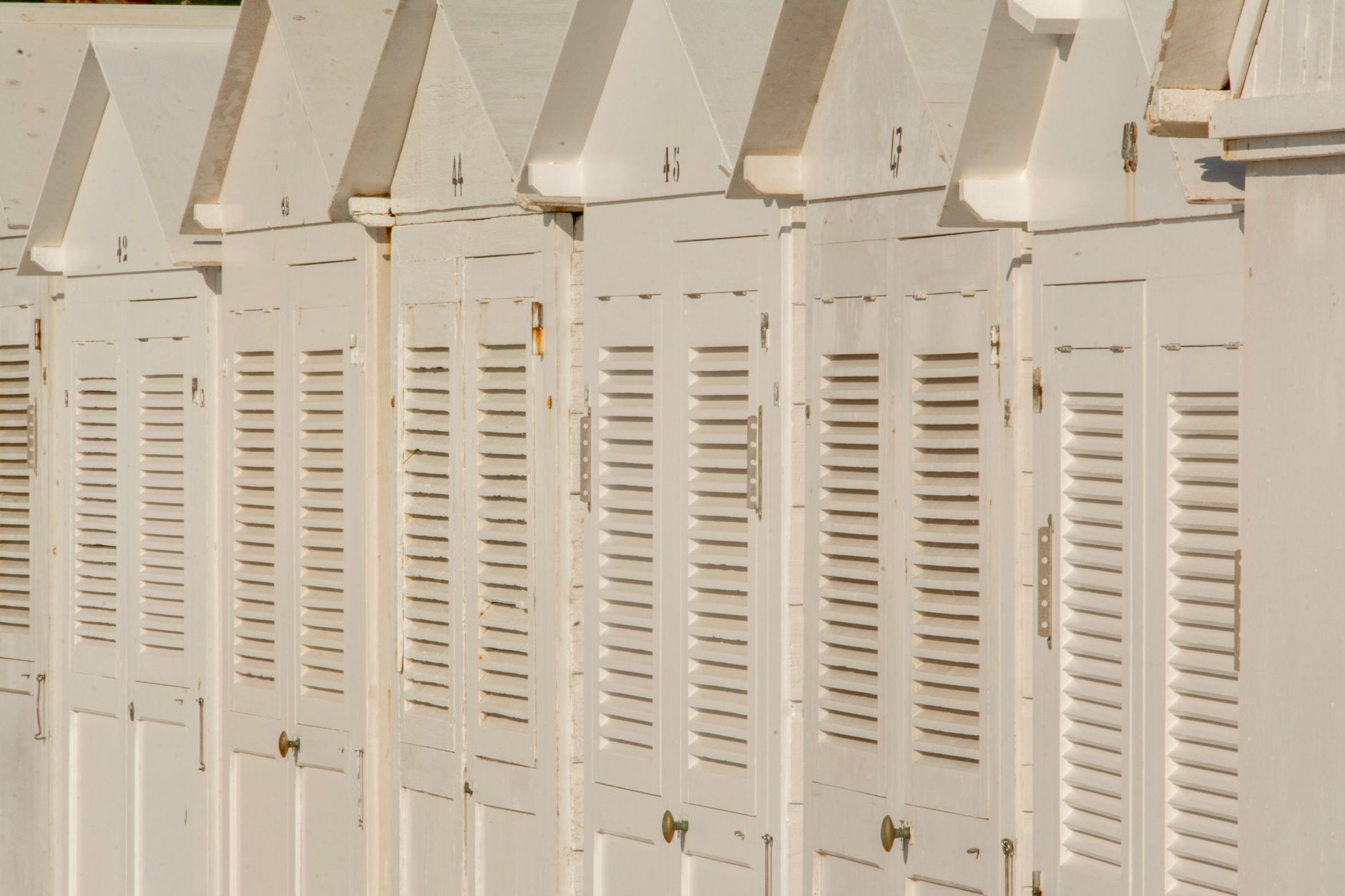 6. Louver Size, Frame Style, and Configuration Options