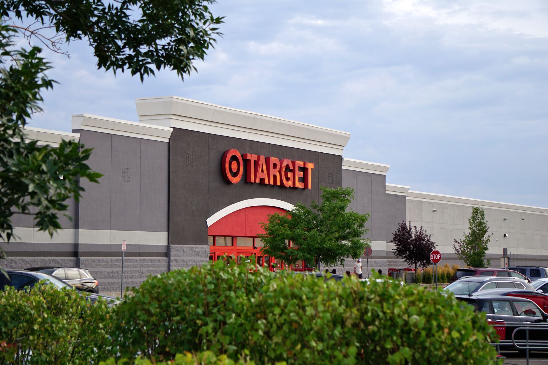 6. Privacy Compared: In-Home Consultation vs. Big-Box Store Purchase