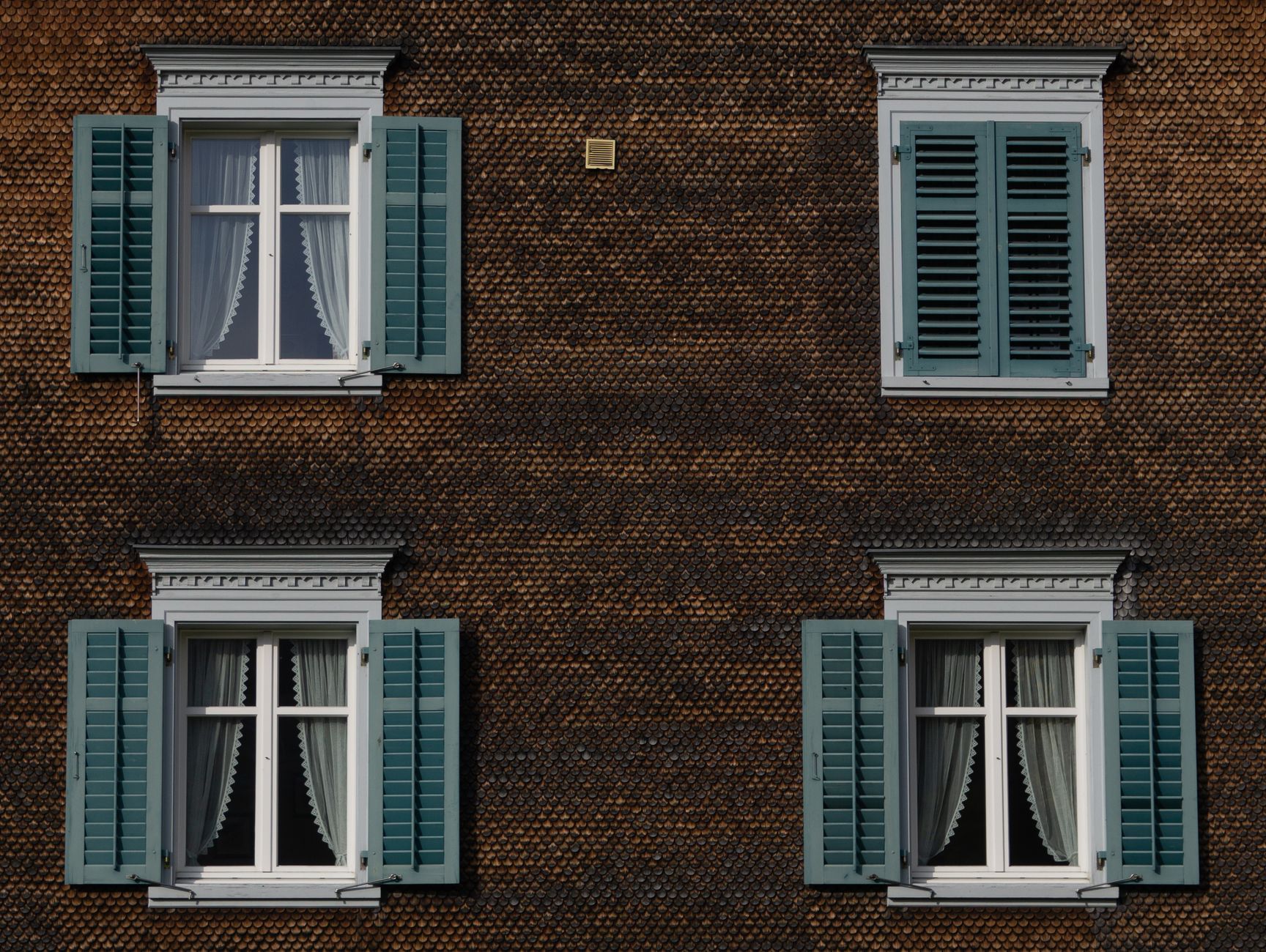 Ready to See Custom Blinds in Your Jackson TN Home?