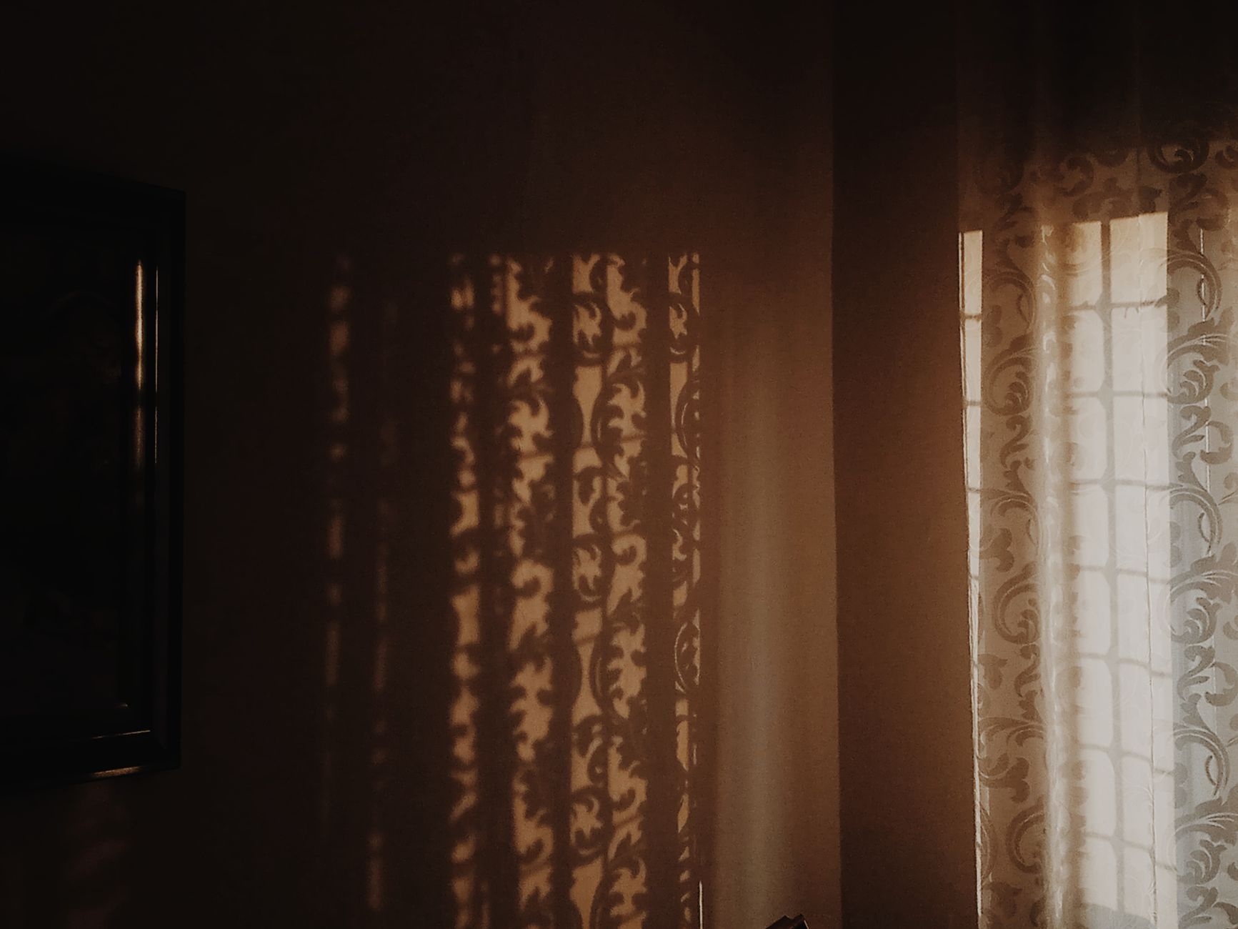 How to Choose the Right Blackout Shade for Your Bedroom