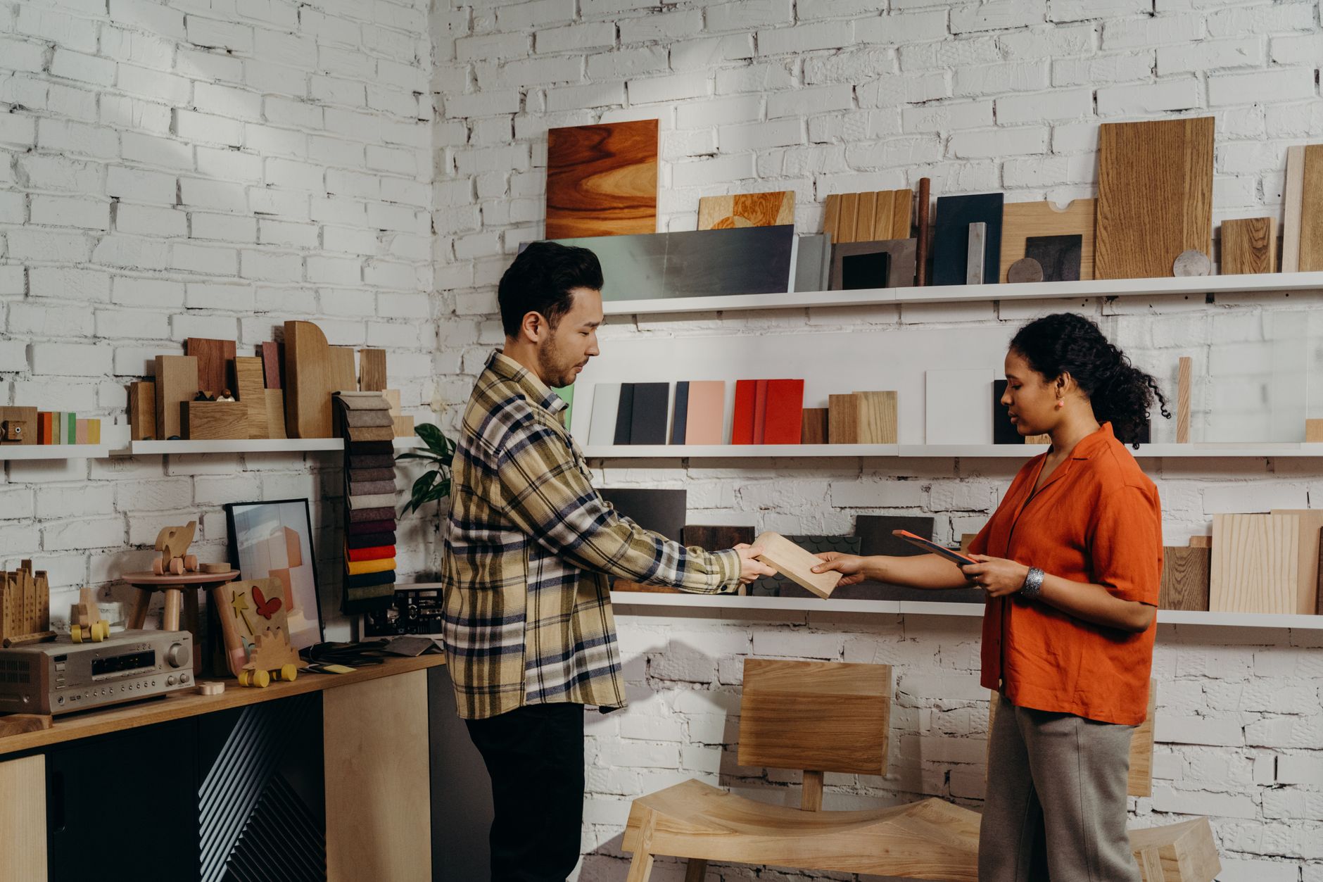 2. Free In-Home Consultations — the Showroom Comes to You