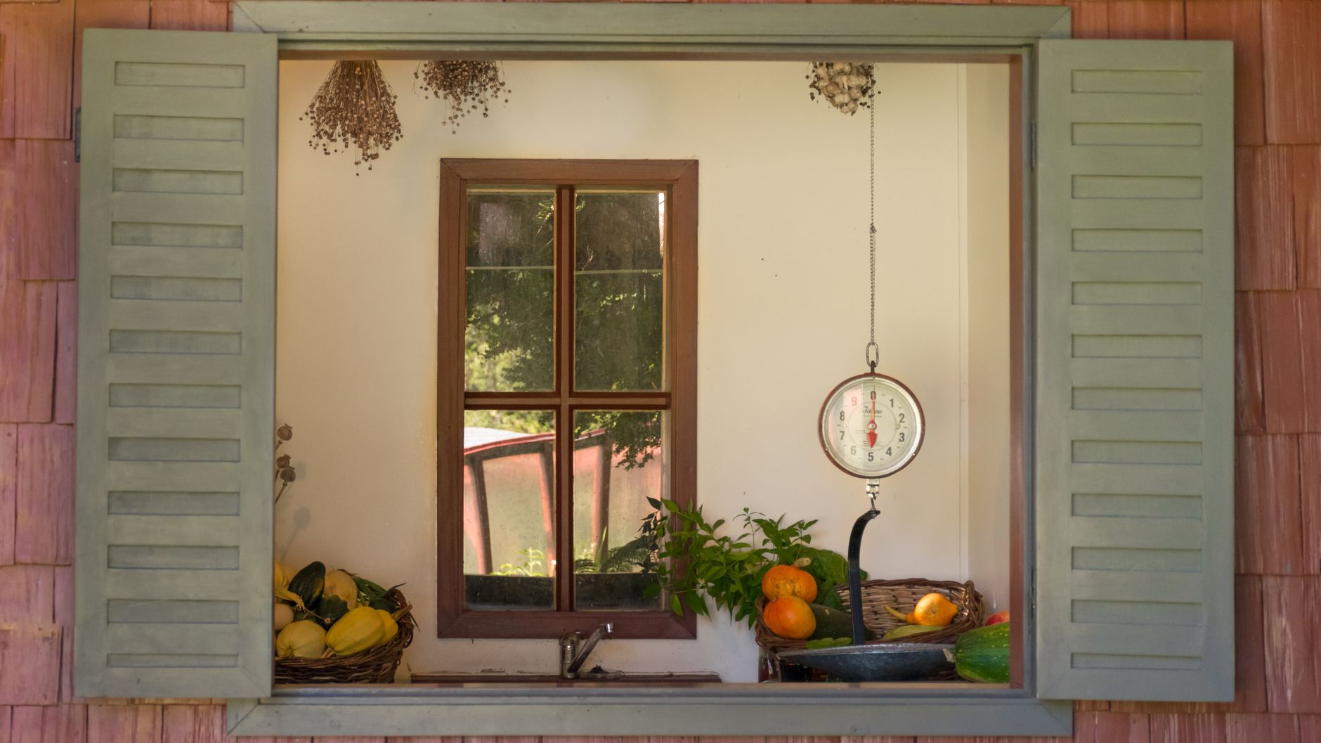 Style Guide: Matching Shutters to Your Kitchen's Design