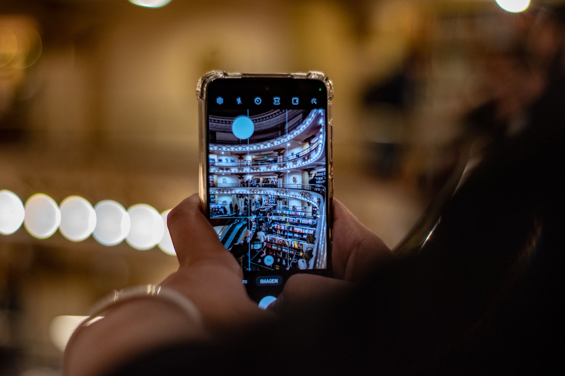 9. Leverage Social Media and Real-Home Inspiration