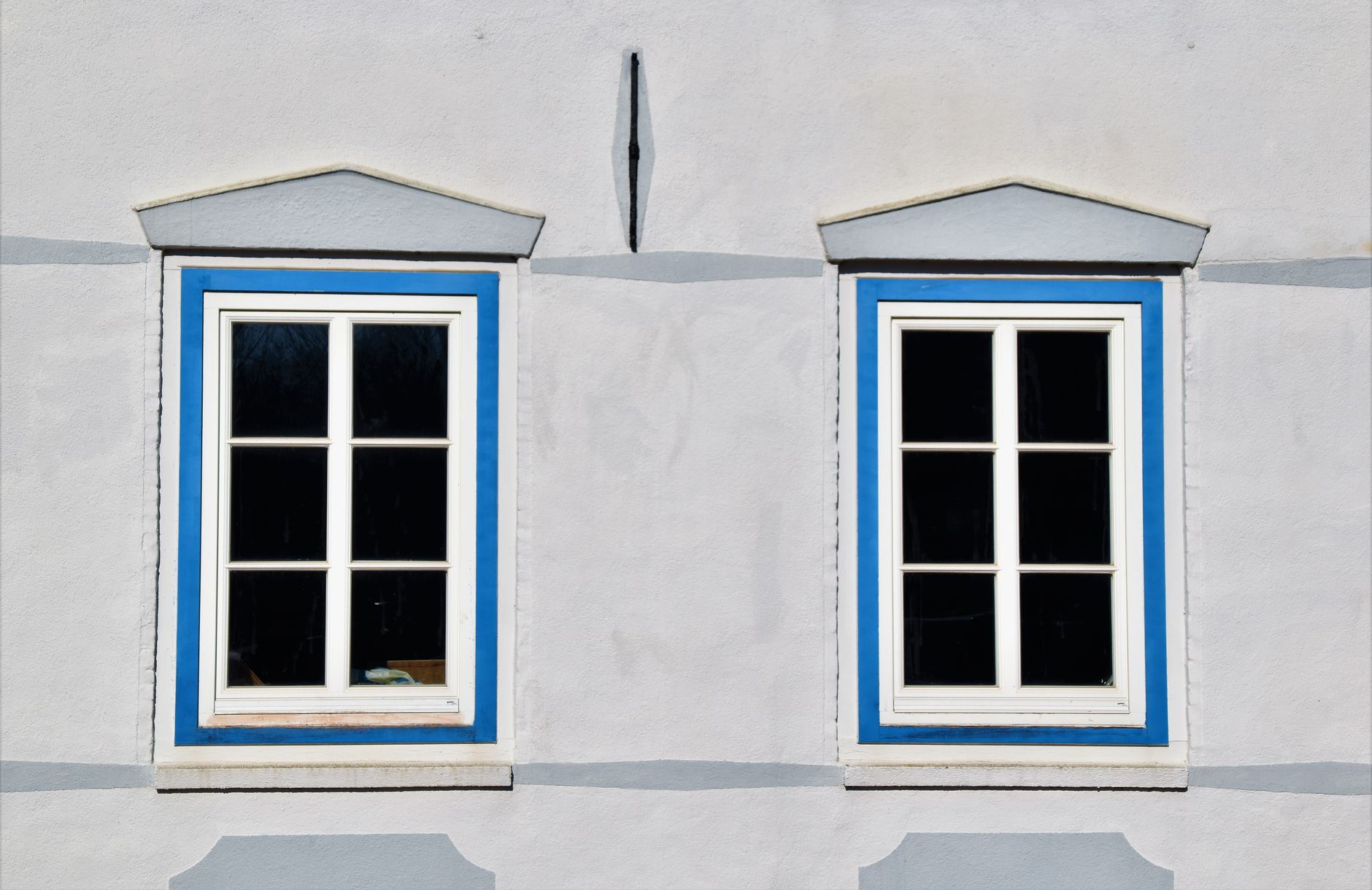 1. Shutter Frame Types — the Foundation of Every Installation
