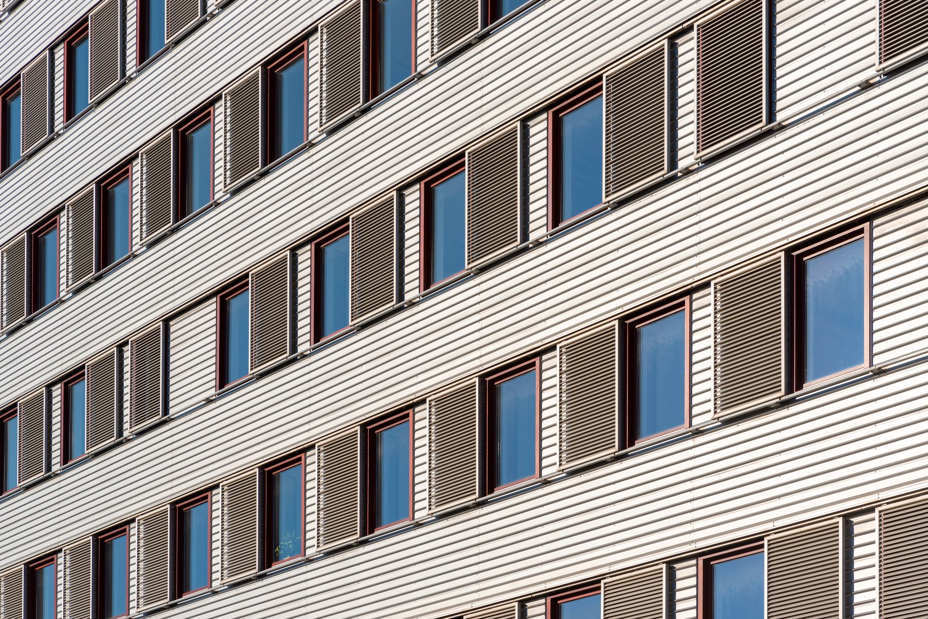2. Understanding Plantation Shutter Materials