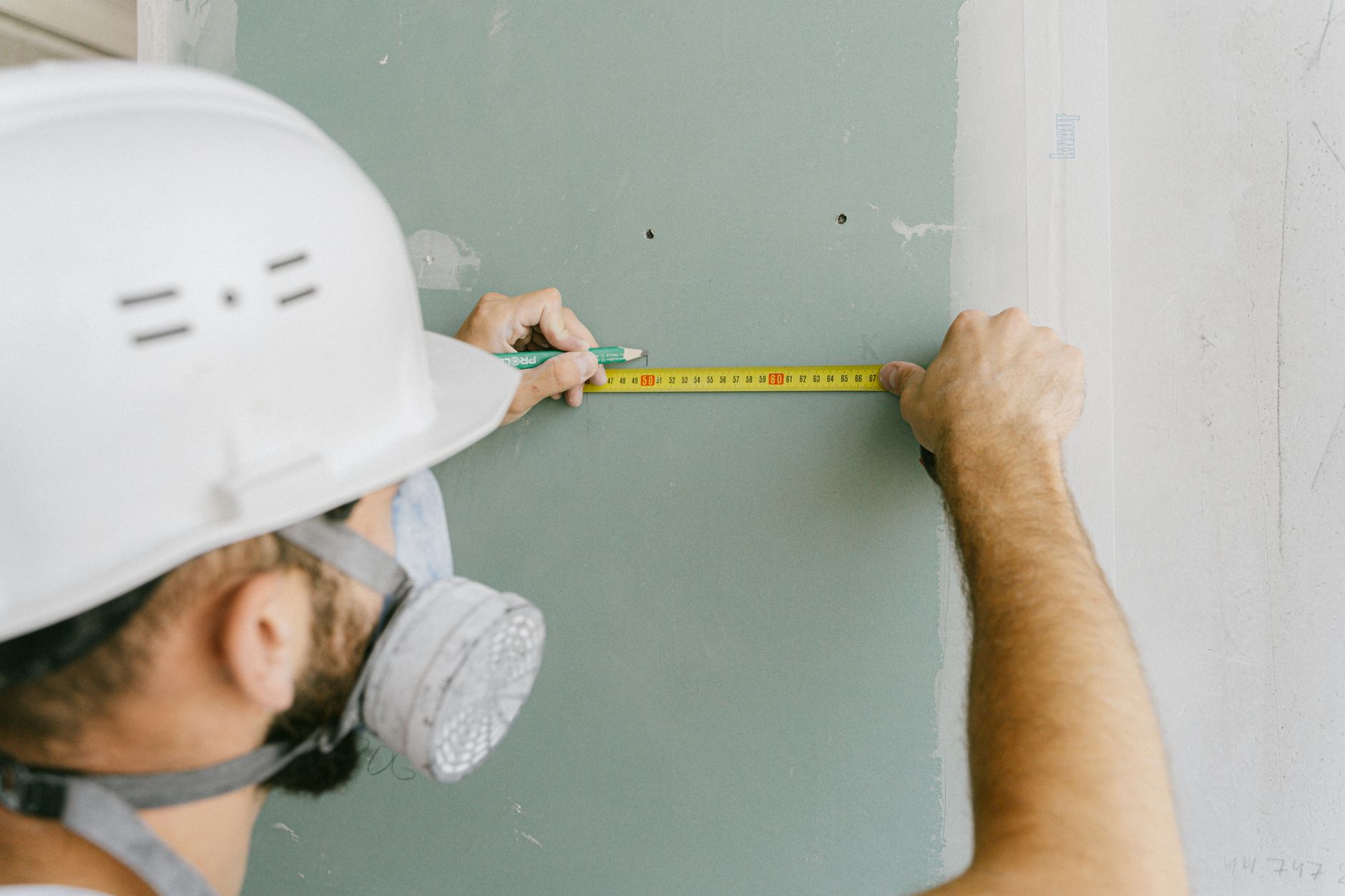 The Installation Process: What to Expect from Measurement to Mounting